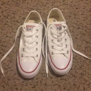 White low top converse